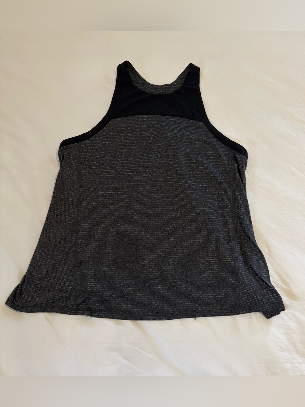 Lululemon split back tank